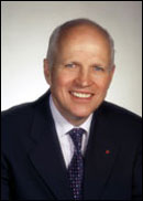 L'honorable Greg Thompson, CP, d�put�, Ministre des Anciens Combattants