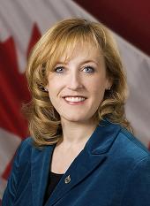 L'honorable Lisa Raitt, C.P., dpute Ministre du Travail