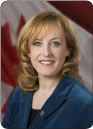 L'honorable Lisa Raitt, C.P., députée Ministre du Travail