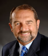 L'honorable Denis Lebel, C.P., député